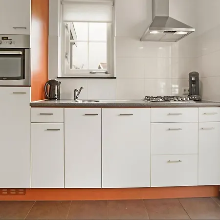 By Water Near Rotterdam Simonshaven