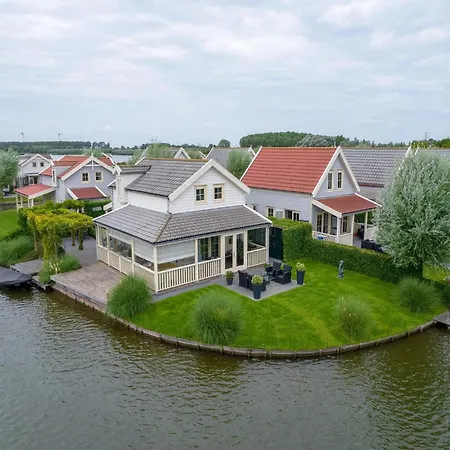 By Water Near Rotterdam Dom wakacyjny *