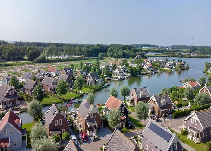 By Water Near Rotterdam بيت للعطل Simonshaven