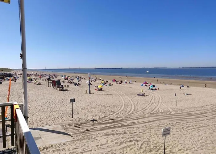 بيت للعطل By Water Near Rotterdam Simonshaven