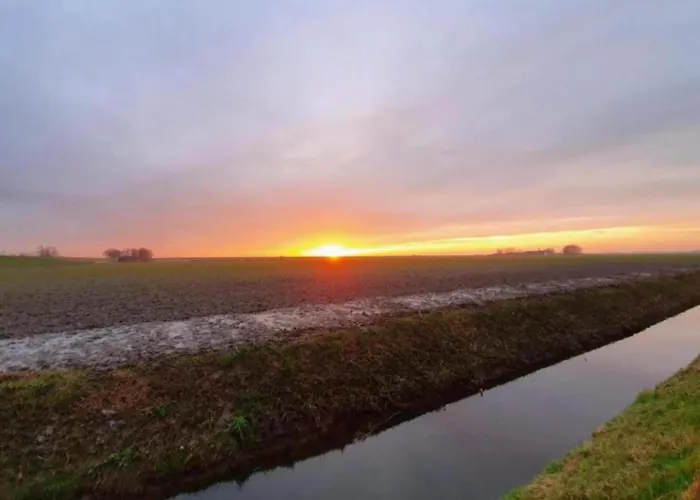 بيت للعطل By Water Near Rotterdam